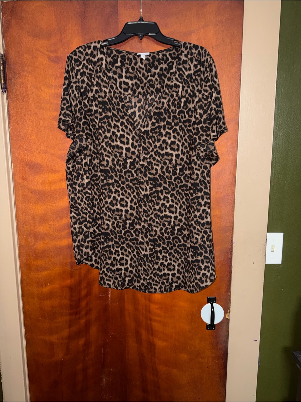 Leopard Print Short Sleeve Women’s Top - Brown/Black flutter sleeve